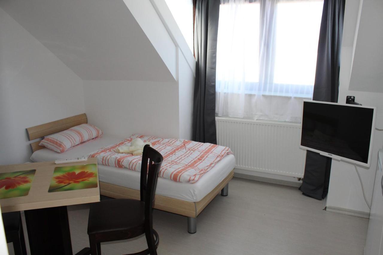 Marstall Apartmenthaus Kassel Exterior photo